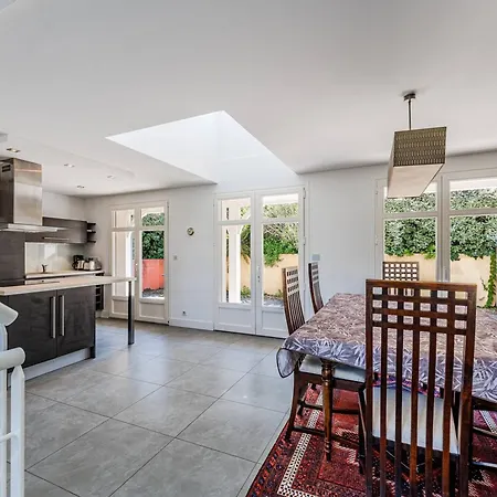 Elegante A Arcachon, 6 Pers. - Pres - Fr-1-433-162 Holiday home Arcachon